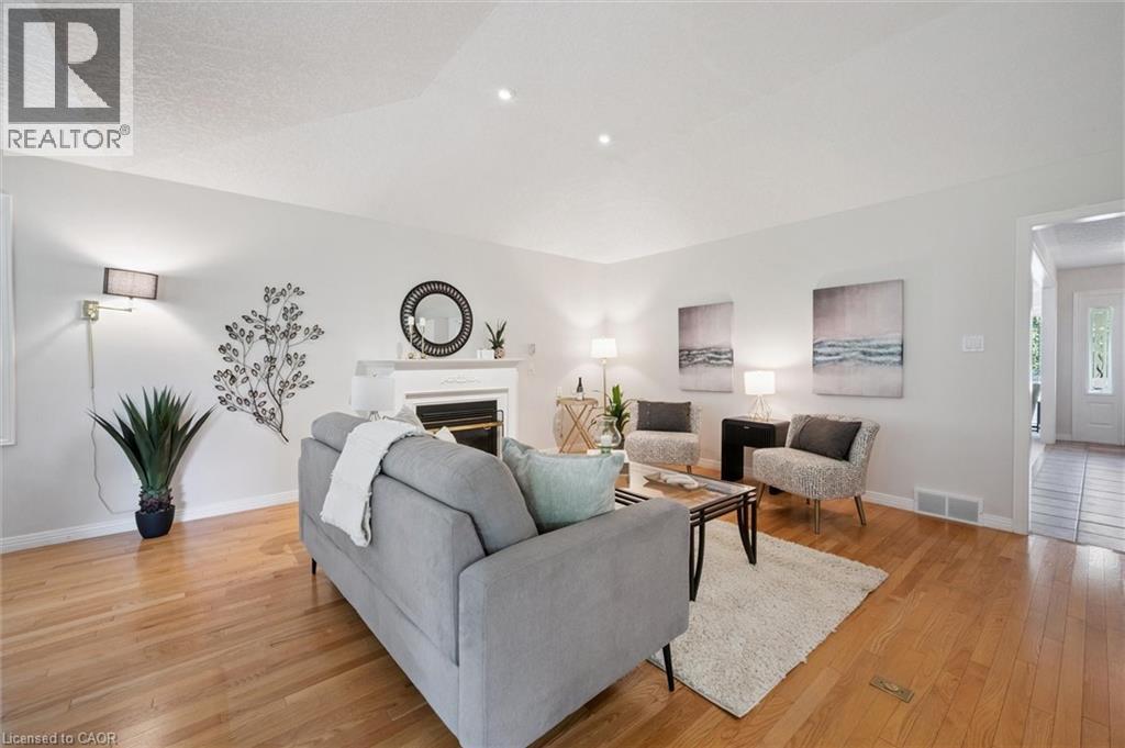 Photo 12 of 153 Golf Links Drive Unit 139, Baden ON