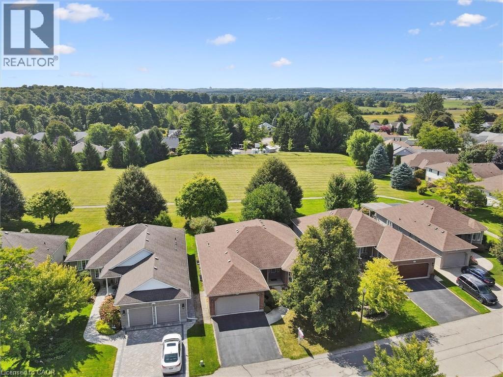 Photo 33 of 153 Golf Links Drive Unit 139, Baden ON
