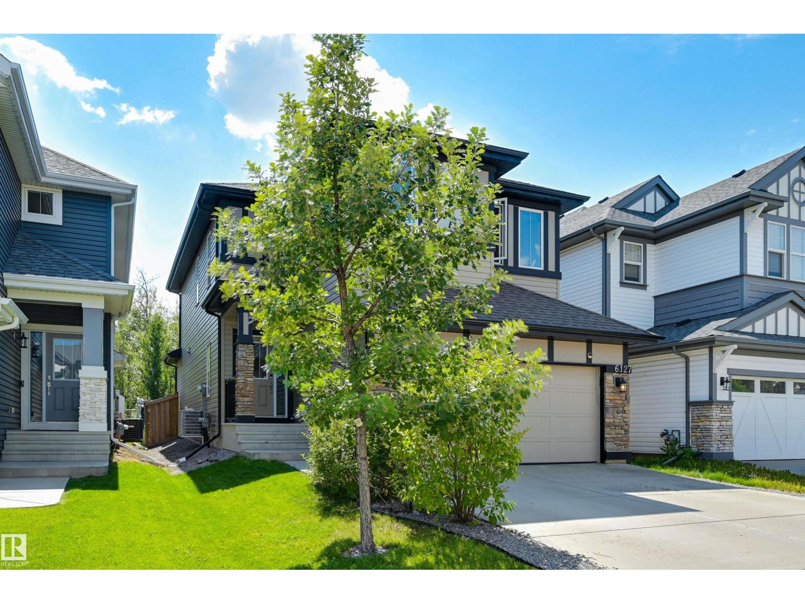 Photo 3 of 6127 175 Av Nw, Edmonton AB