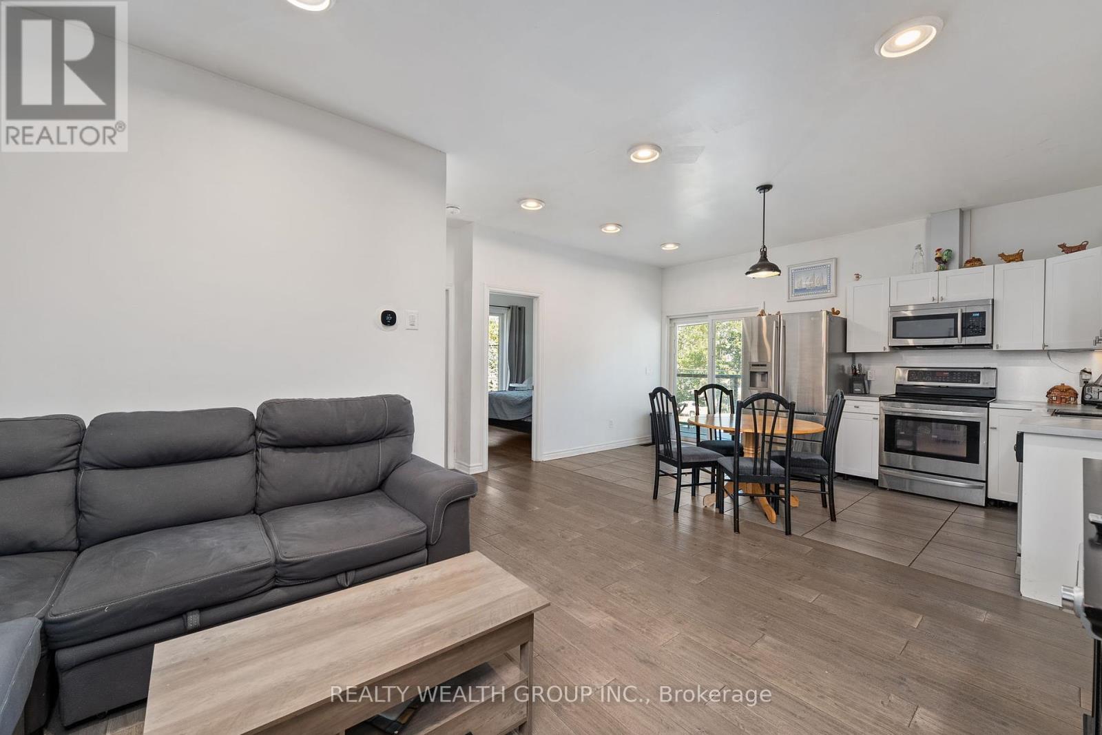 Photo 27 of 31 Silver Birch Street, Kawartha Lakes ON