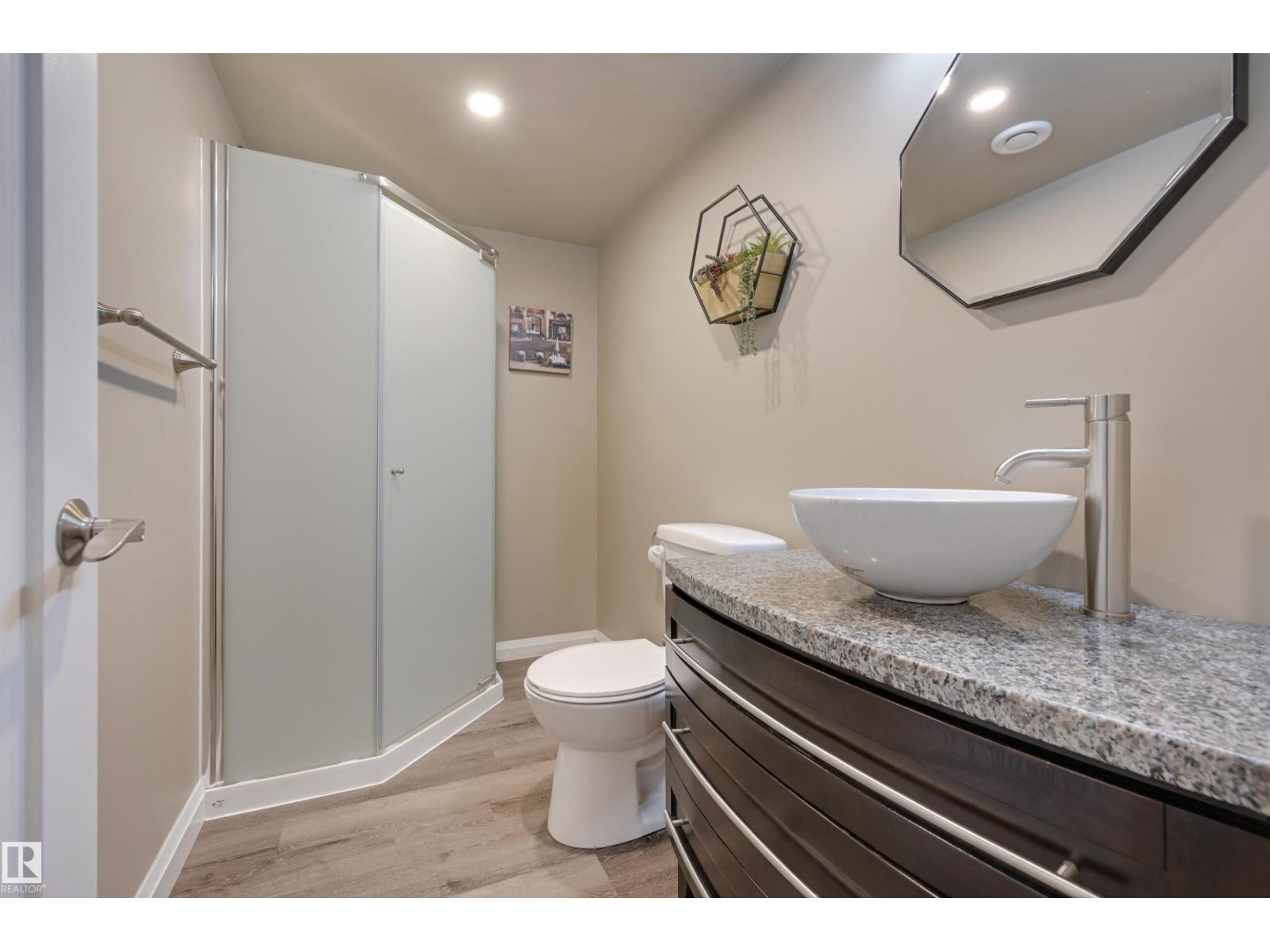 Photo 45 of 6127 175 Av Nw, Edmonton AB