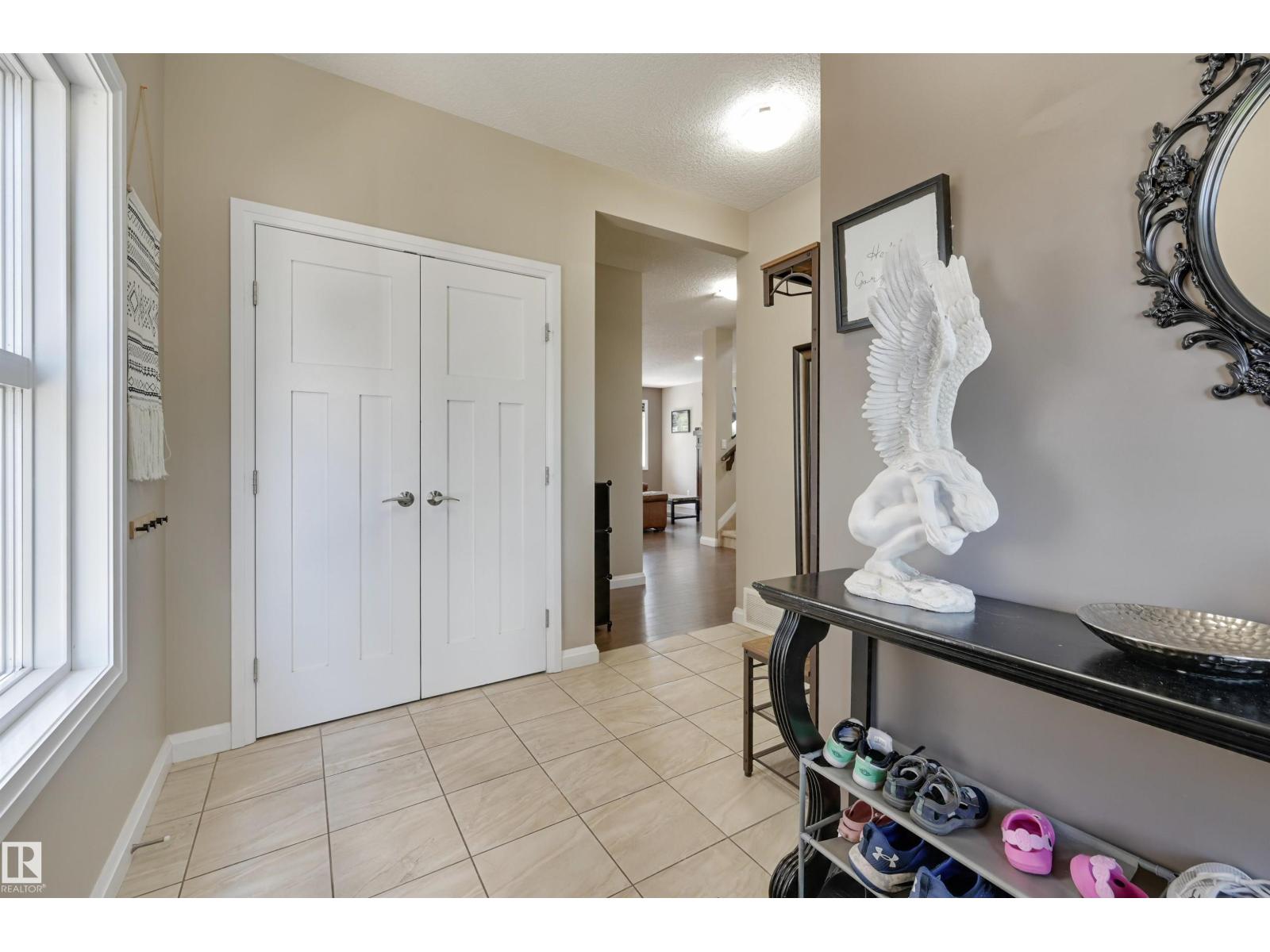 Photo 21 of 6127 175 Av Nw, Edmonton AB