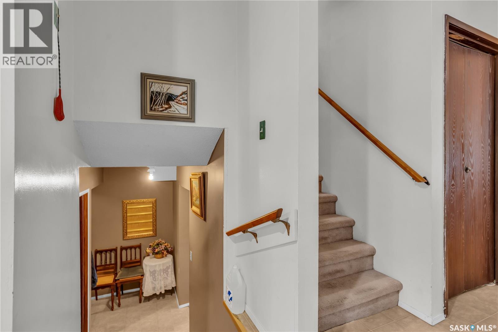 Photo 14 of Cres 110 Salemka Crescent, Regina SK