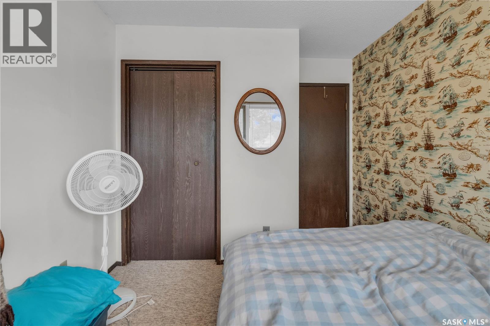 Photo 18 of Cres 110 Salemka Crescent, Regina SK