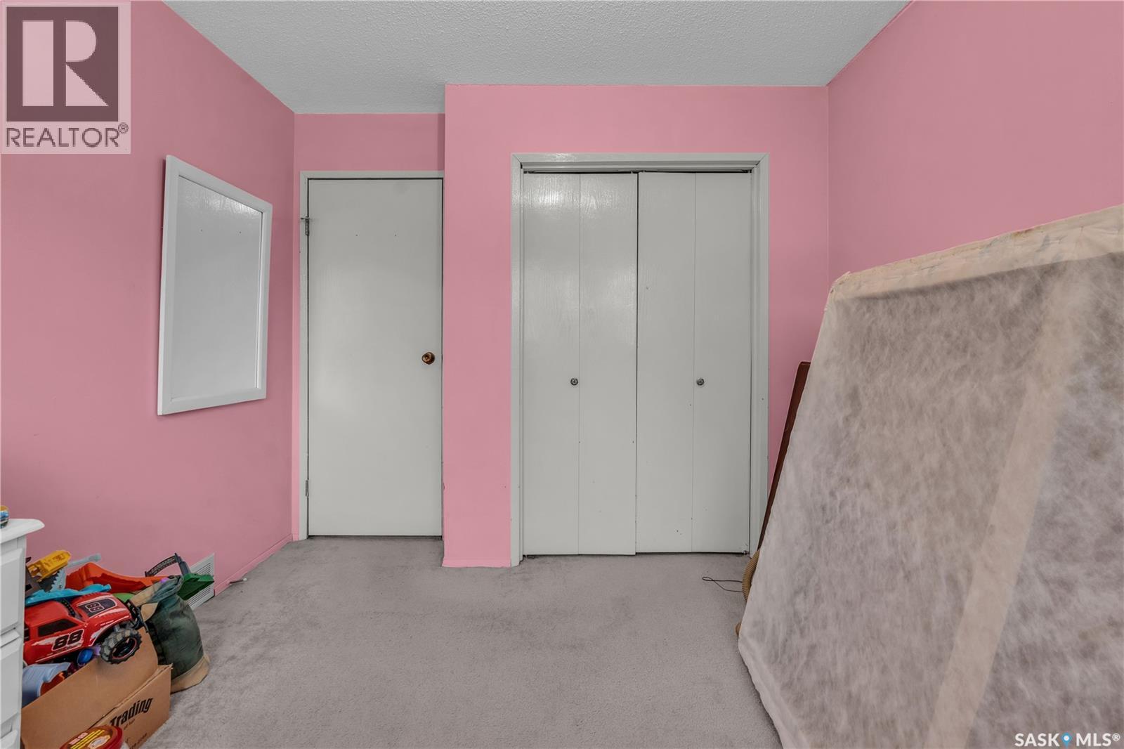 Photo 20 of Cres 110 Salemka Crescent, Regina SK