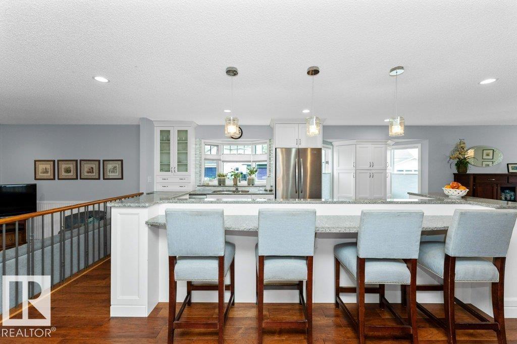 Photo 15 of 18747 80 Av Nw, Edmonton AB