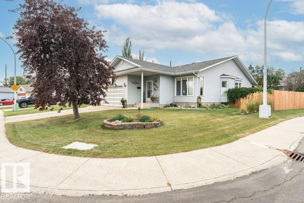 Photo 2 of 18747 80 Av Nw, Edmonton AB