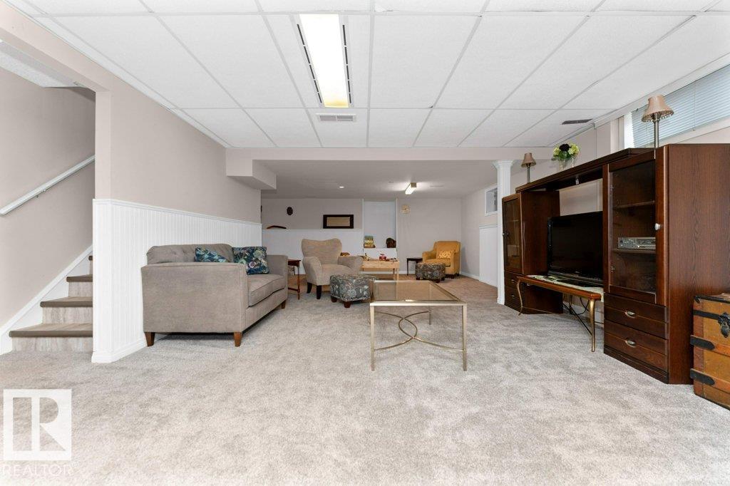 Photo 37 of 18747 80 Av Nw, Edmonton AB