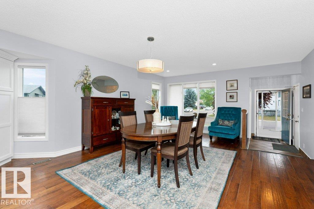 Photo 6 of 18747 80 Av Nw, Edmonton AB