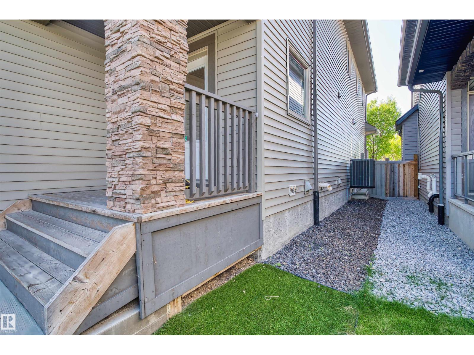 Photo 41 of 2003 Ainslie Link Li Sw, Edmonton AB