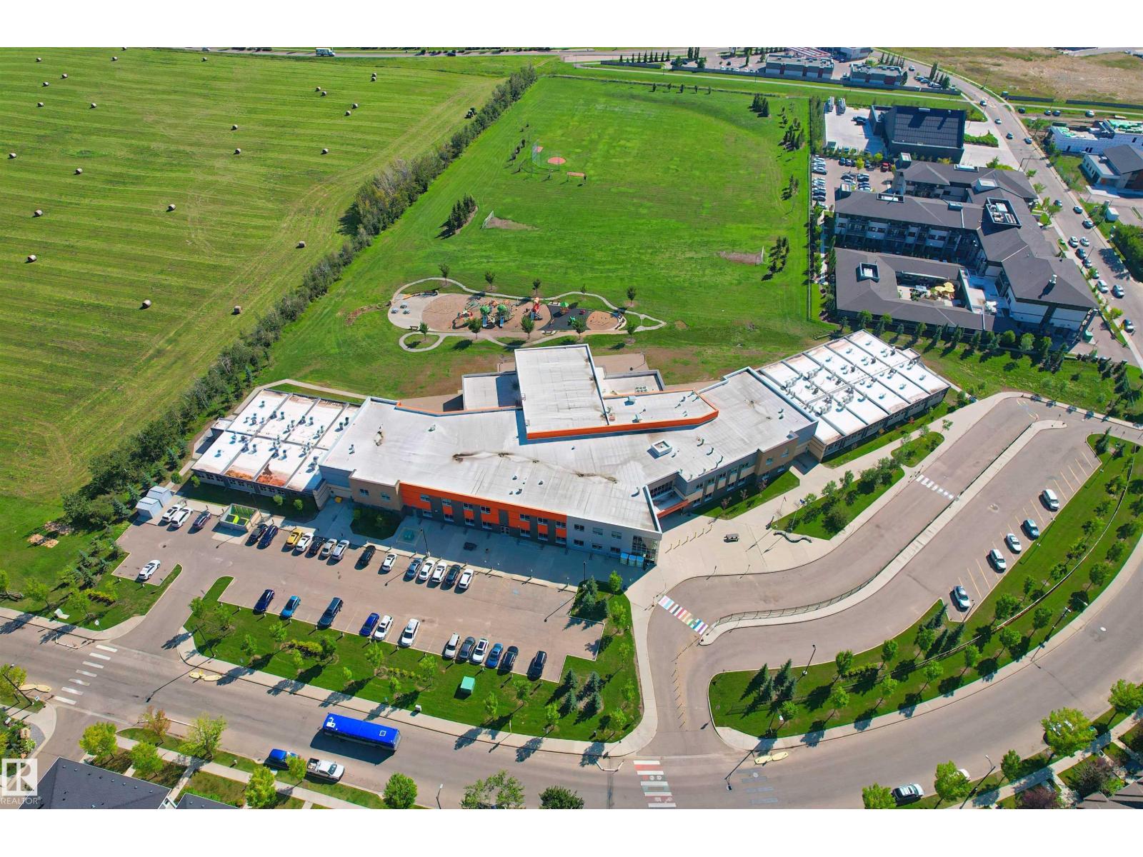 Photo 48 of 2003 Ainslie Link Li Sw, Edmonton AB