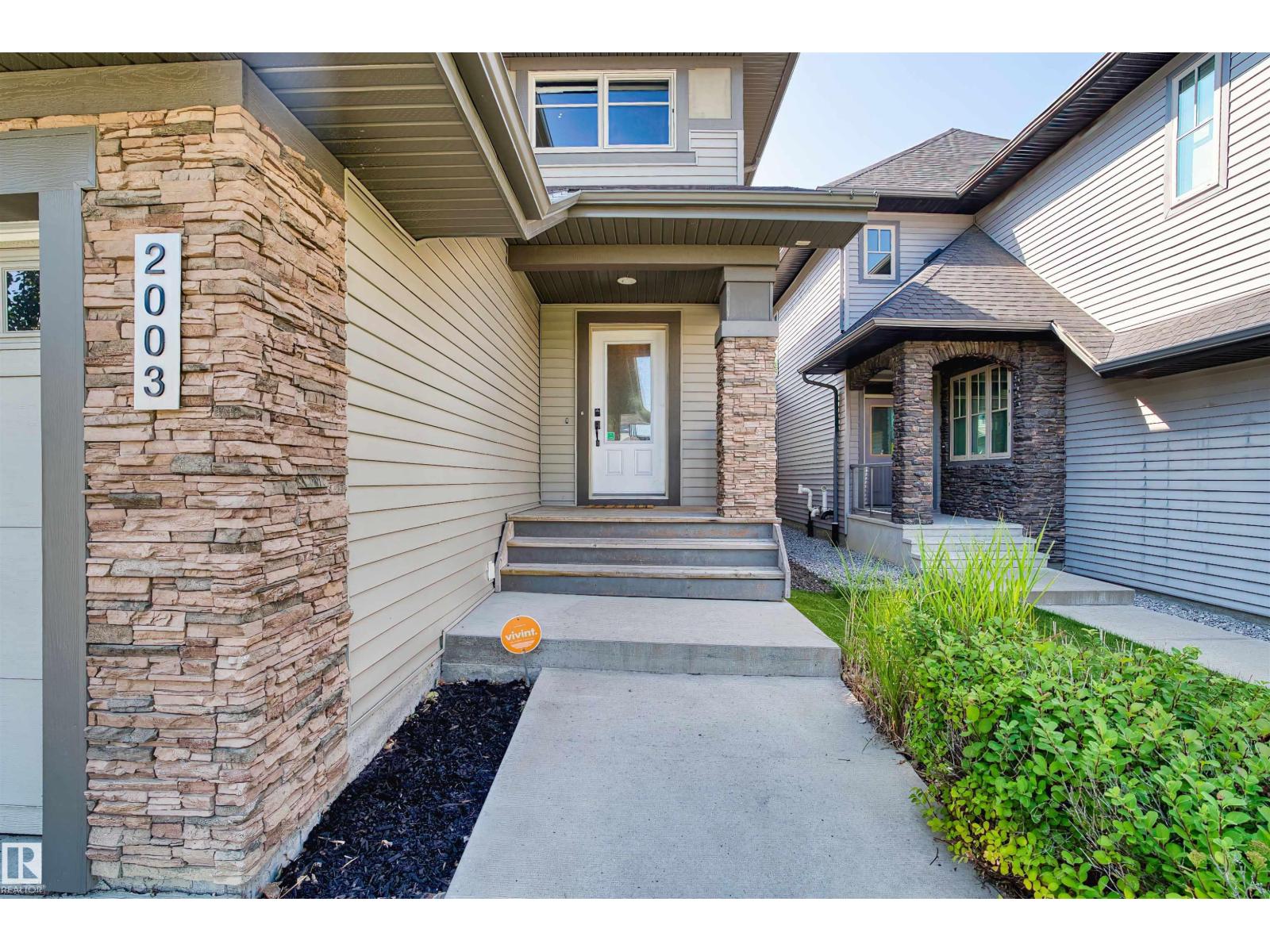 Photo 51 of 2003 Ainslie Link Li Sw, Edmonton AB
