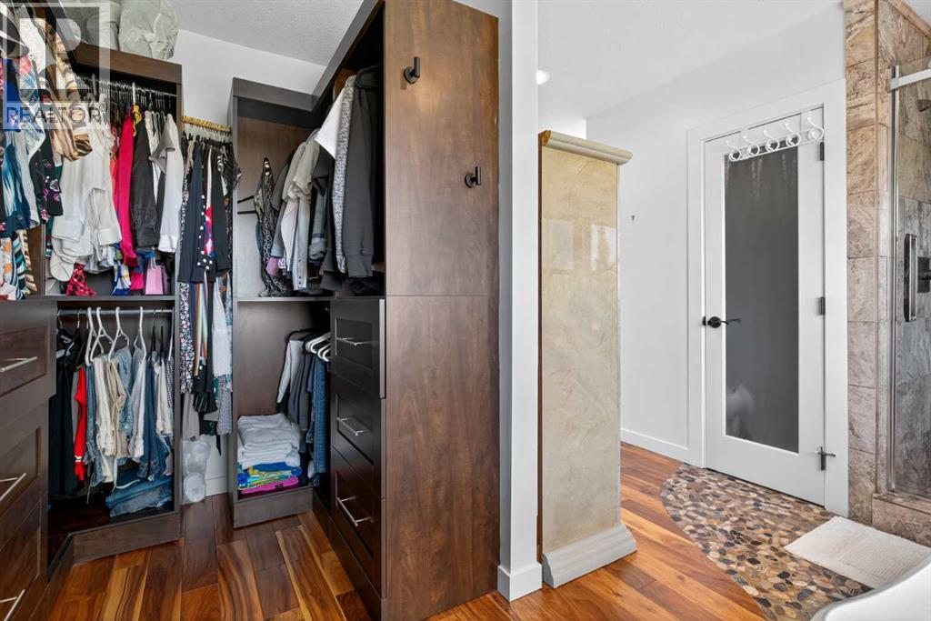 Photo 19 of 1612 50 Avenue Sw, Calgary AB