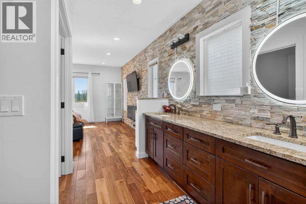 Photo 15 of 1612 50 Avenue Sw, Calgary AB