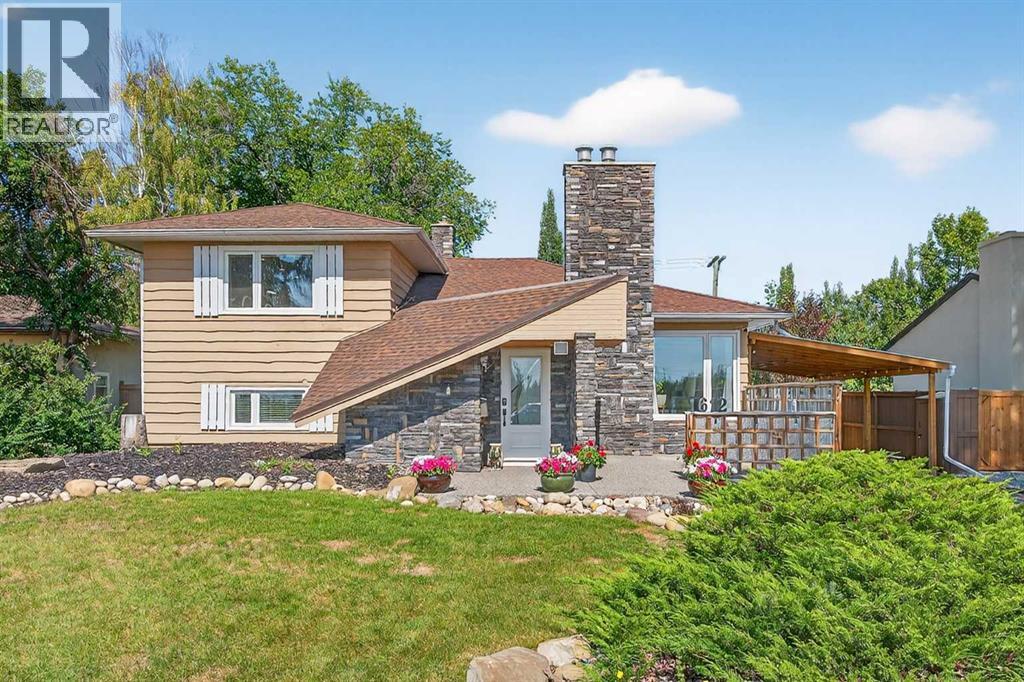 Photo 1 of 1612 50 Avenue Sw, Calgary AB