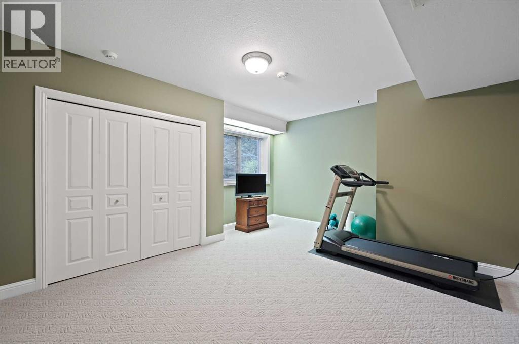 Photo 37 of 139 Pumpmeadow Place Sw, Calgary AB