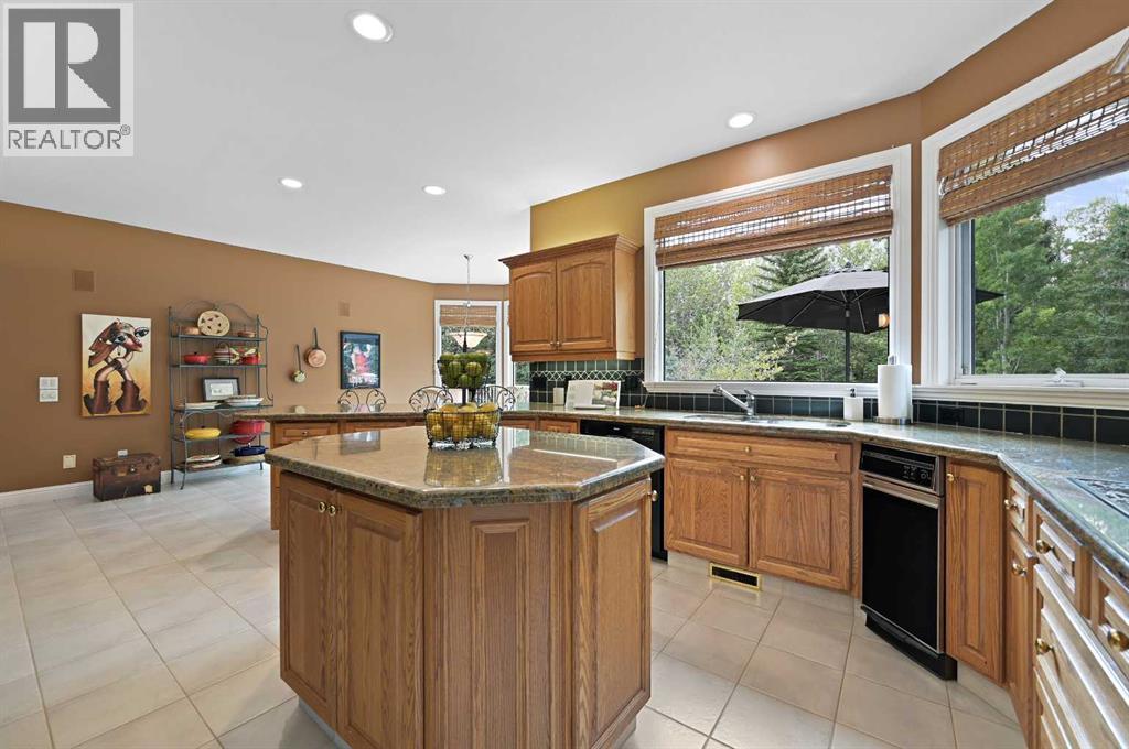 Photo 7 of 139 Pumpmeadow Place Sw, Calgary AB