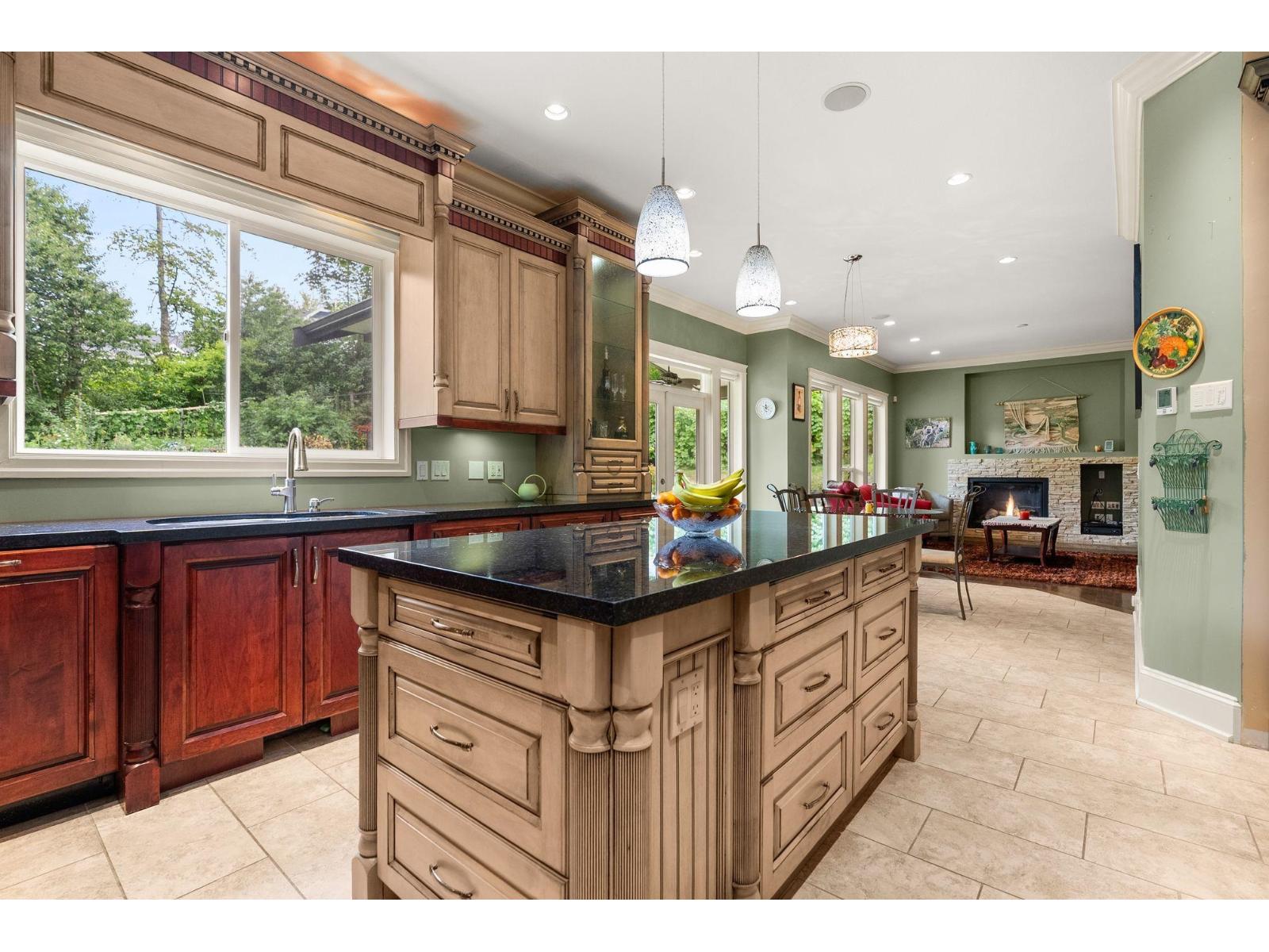 Photo 11 of 7192 177 A Street, Surrey BC