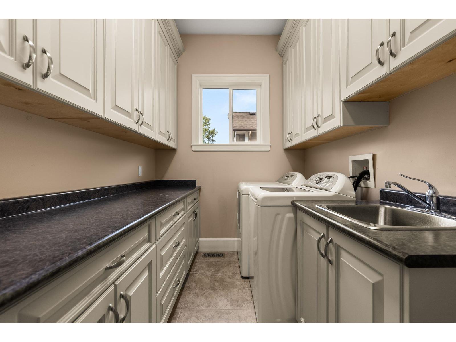 Photo 27 of 7192 177 A Street, Surrey BC