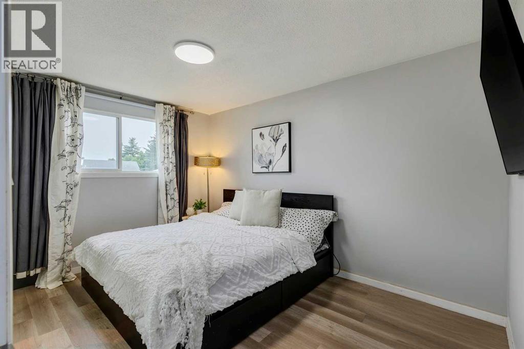 Photo 13 of 3456 31 A Avenue Se, Calgary AB