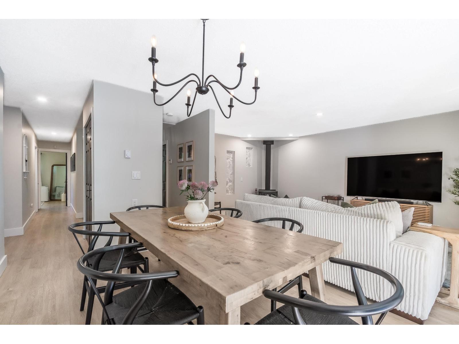 Photo 17 of 2742 Sandon Drive, Abbotsford BC