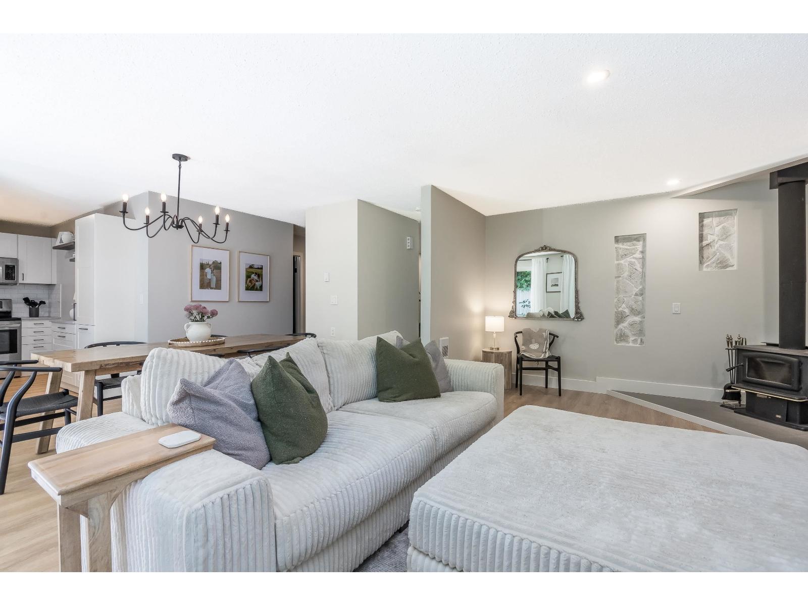 Photo 24 of 2742 Sandon Drive, Abbotsford BC