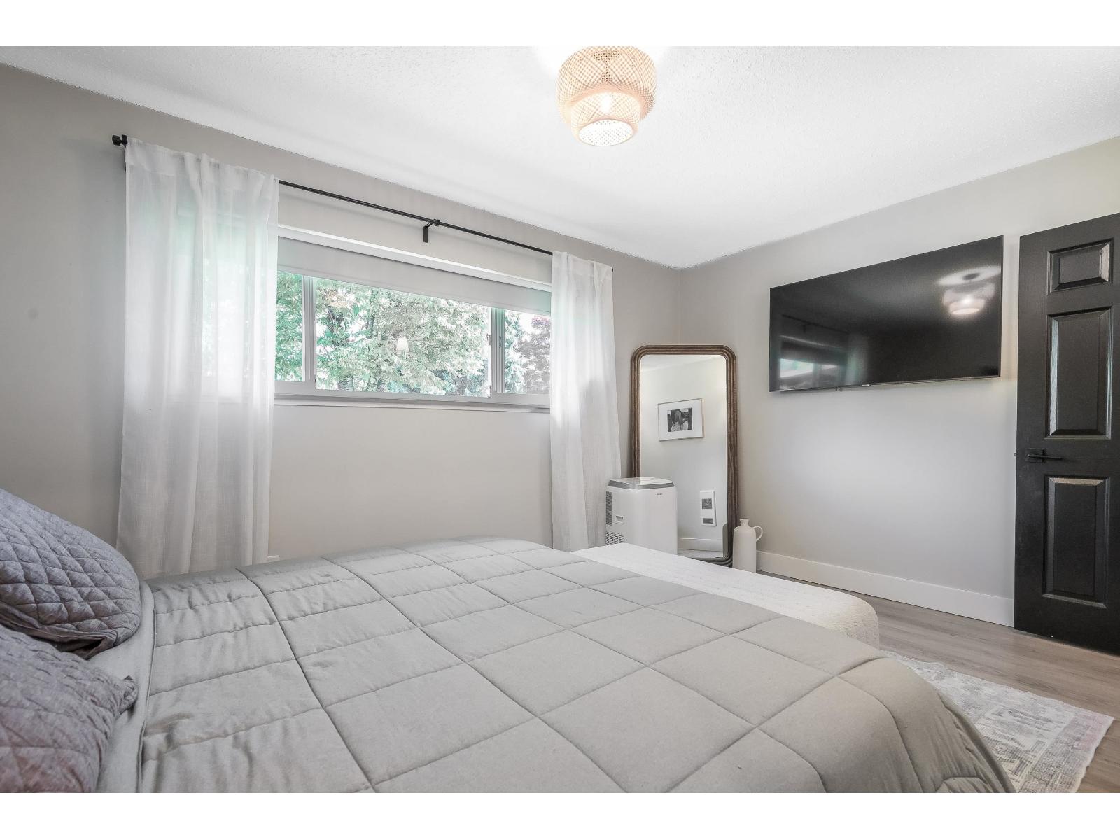 Photo 30 of 2742 Sandon Drive, Abbotsford BC
