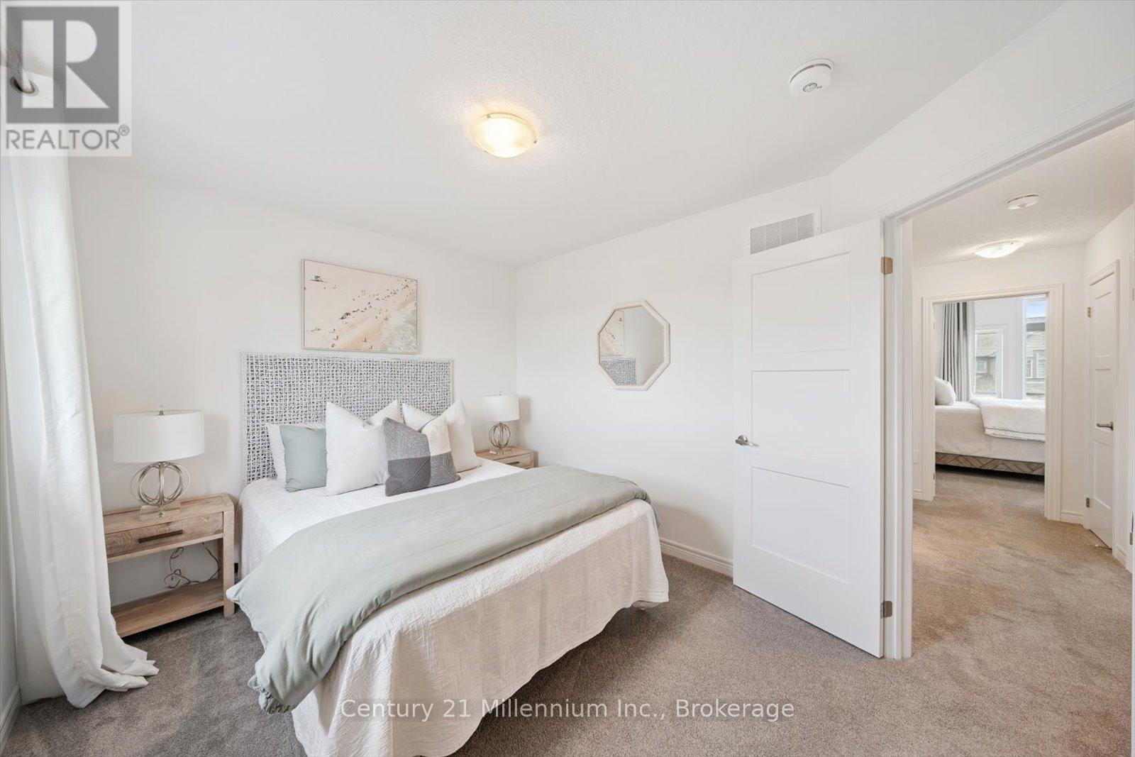 Photo 38 of 17 Bassett Street, Collingwood ON