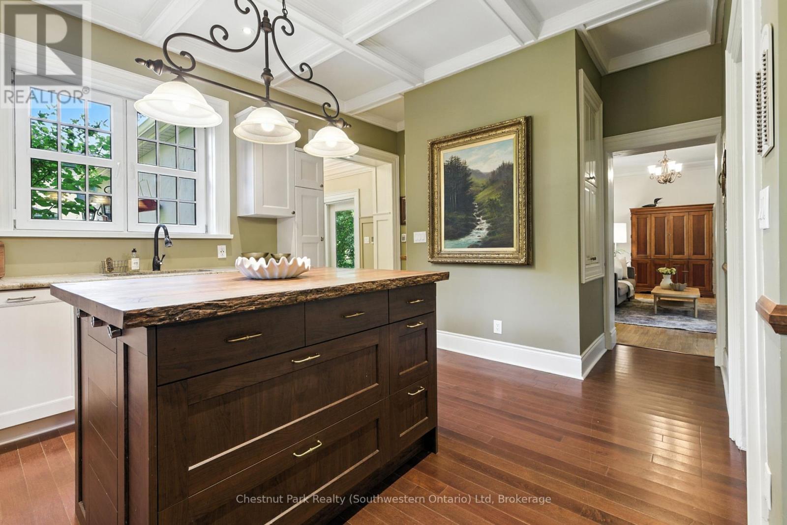 Photo 14 of 76 Queen Street, Guelph ON