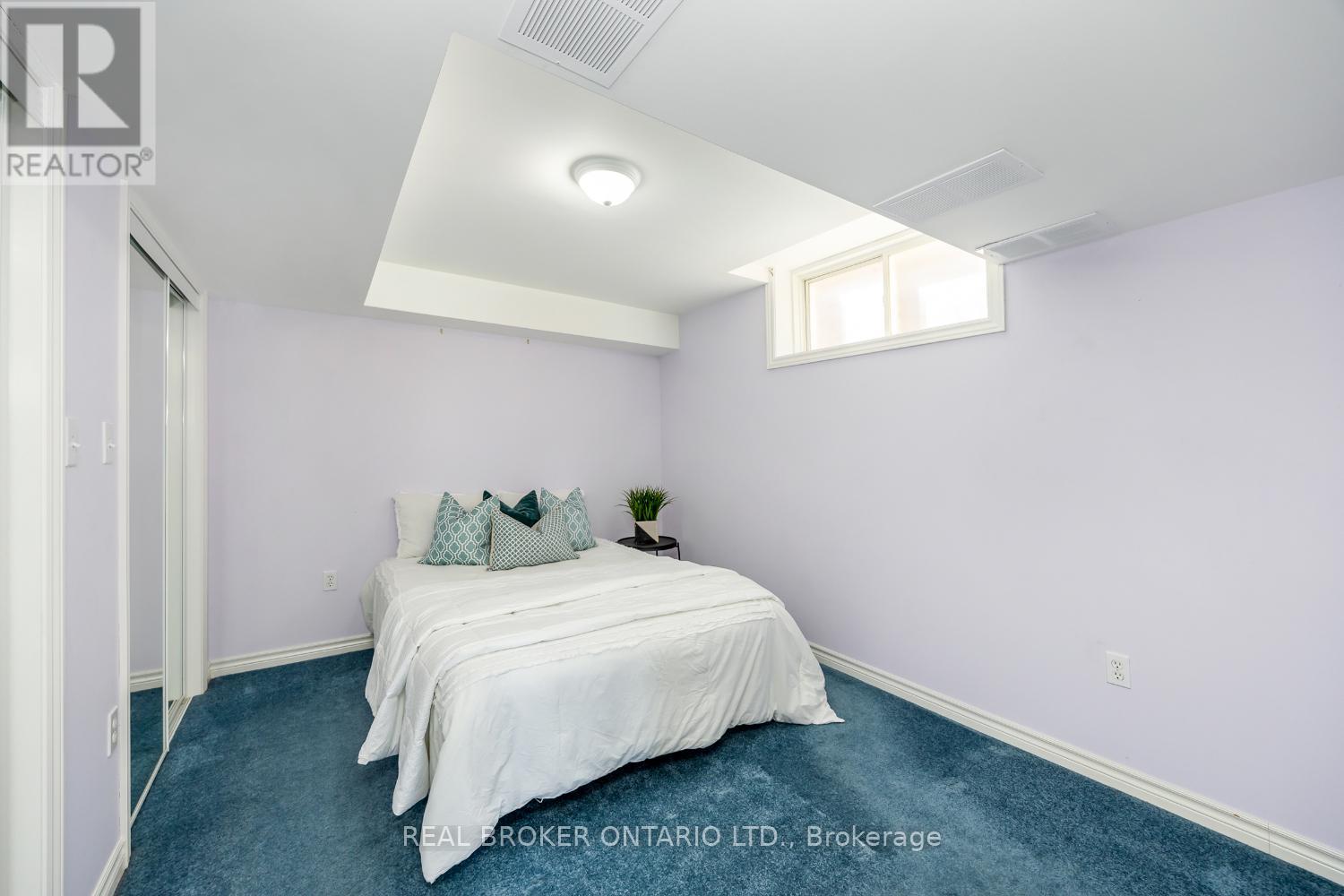 Photo 22 of 69 Padfield Drive, Clarington ON