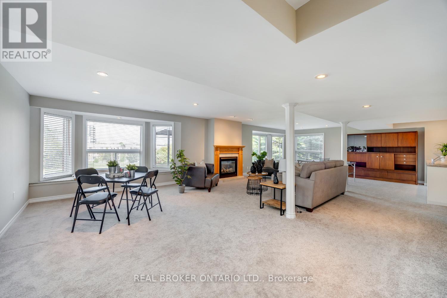 Photo 23 of 69 Padfield Drive, Clarington ON