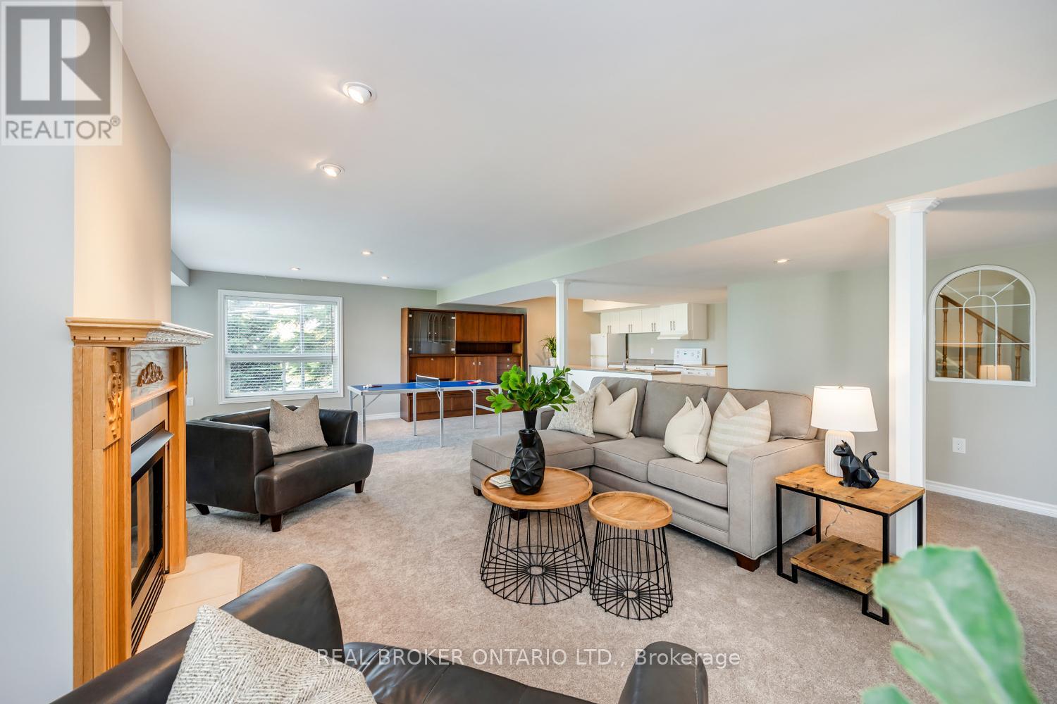 Photo 26 of 69 Padfield Drive, Clarington ON