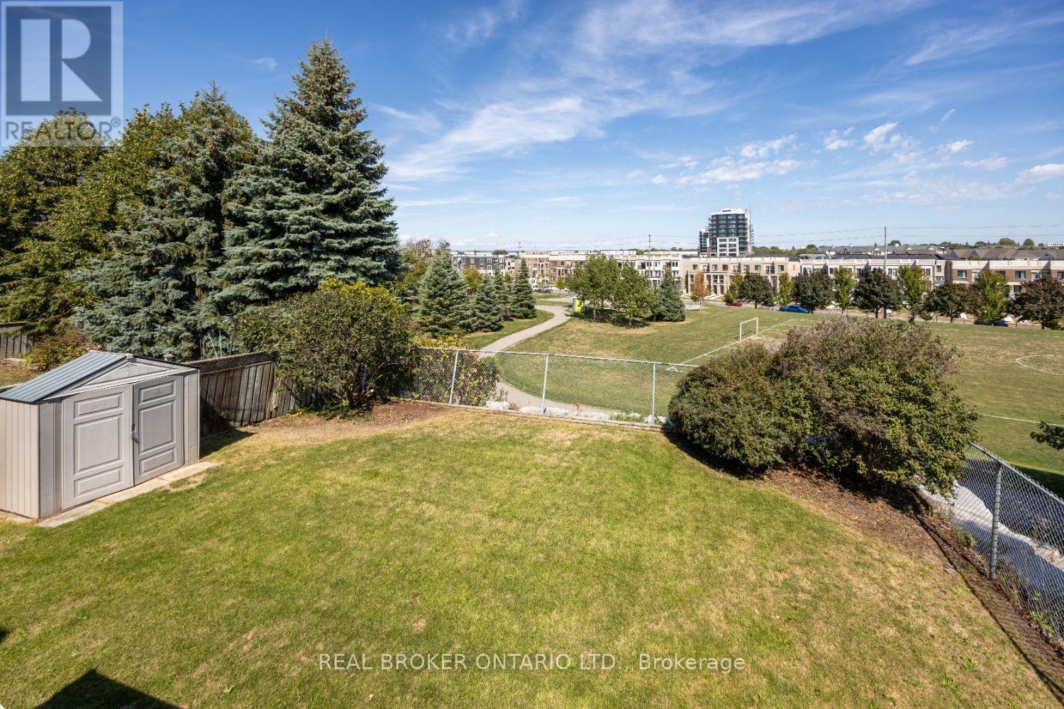 Photo 36 of 69 Padfield Drive, Clarington ON