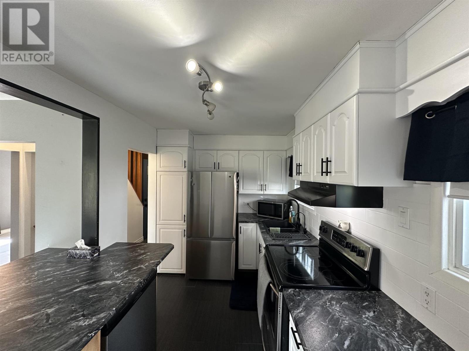 Photo 11 of 237 Spruce St, Sault Ste Marie ON