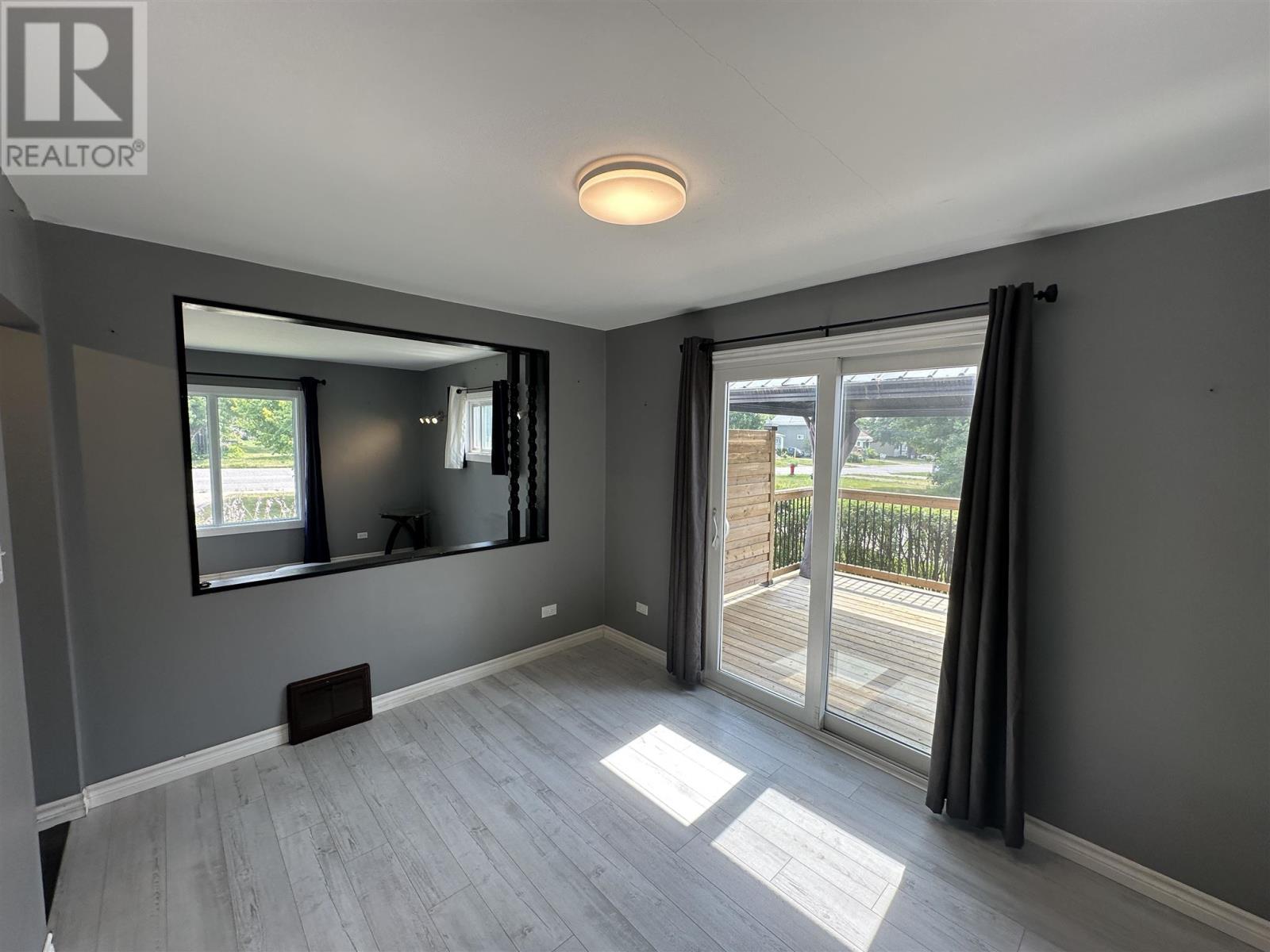 Photo 20 of 237 Spruce St, Sault Ste Marie ON