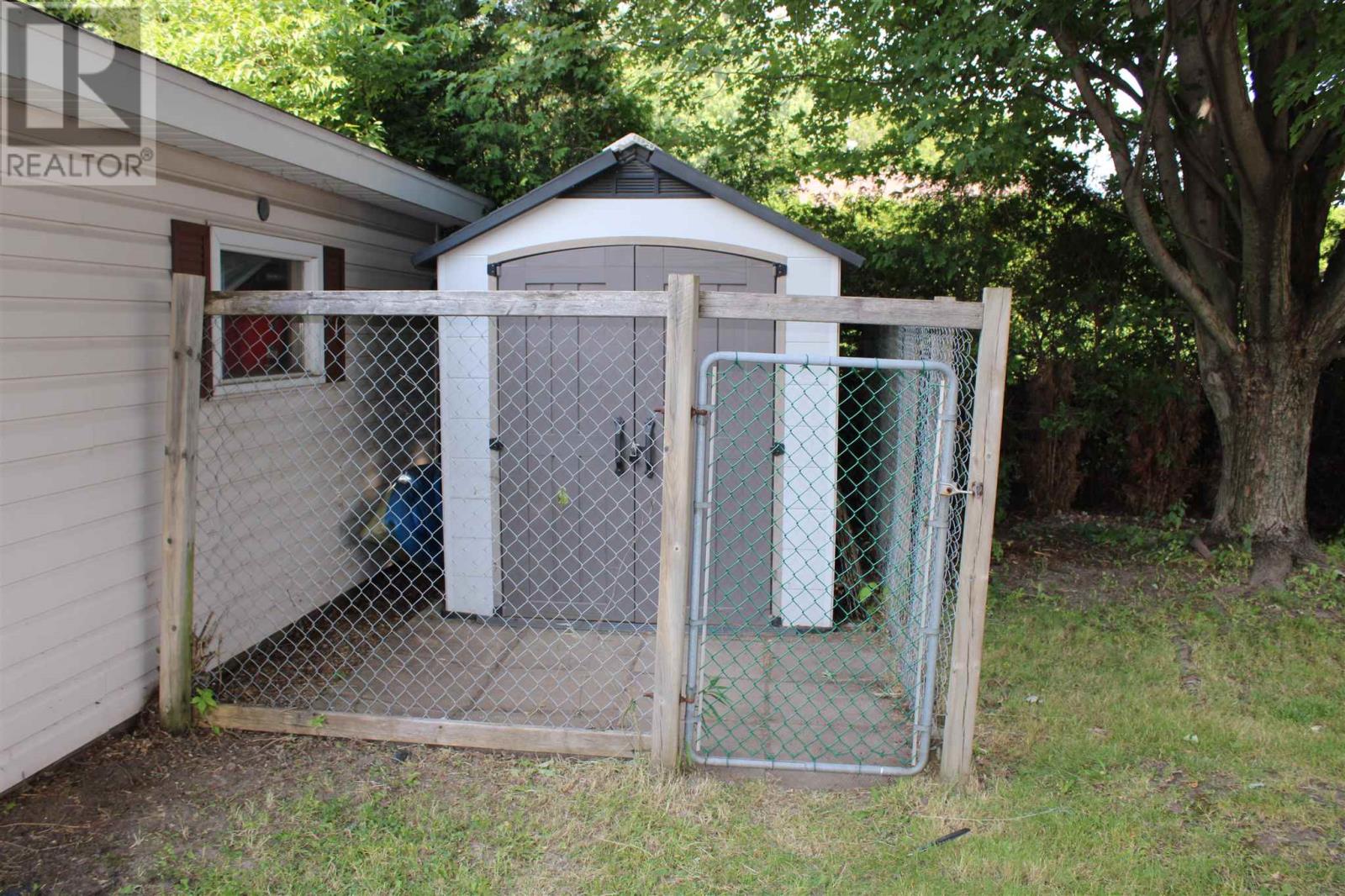 Photo 48 of 237 Spruce St, Sault Ste Marie ON