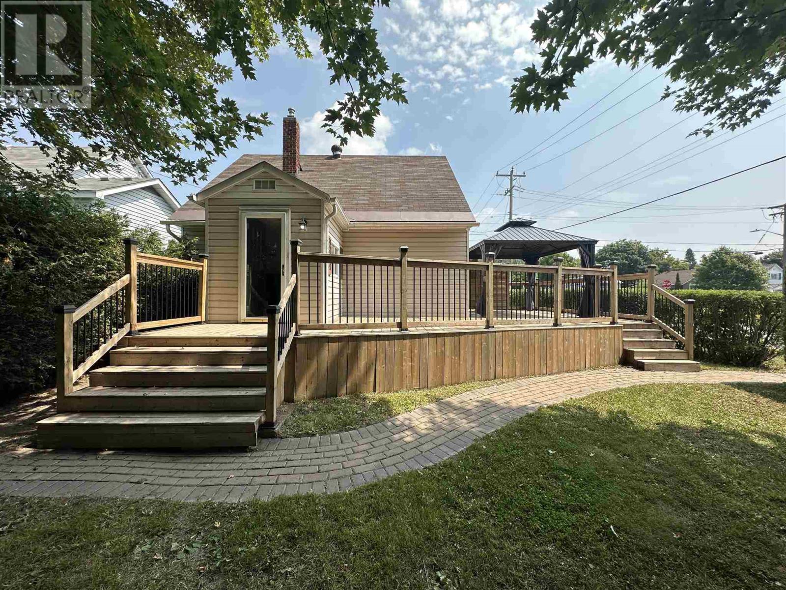 Photo 42 of 237 Spruce St, Sault Ste Marie ON