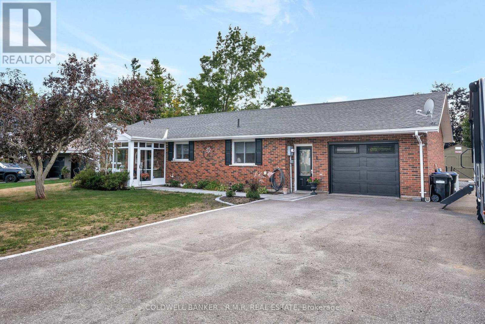 Photo 2 of 2850 Perry Avenue, Ramara ON