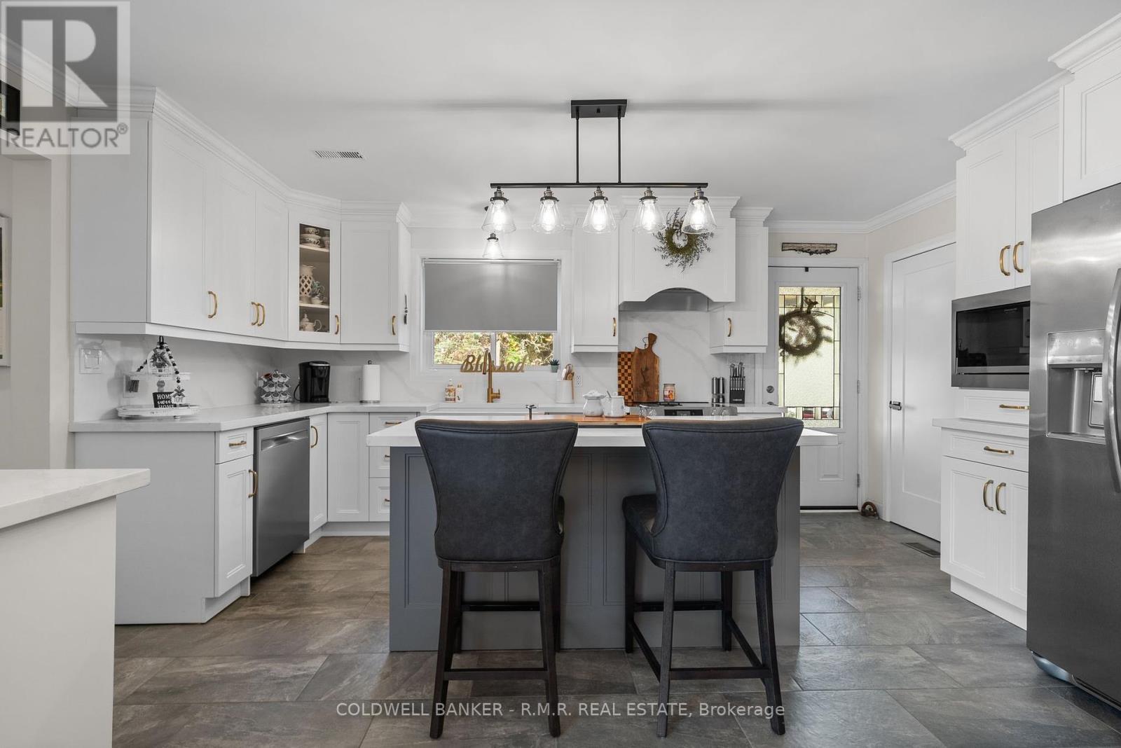 Photo 17 of 2850 Perry Avenue, Ramara ON