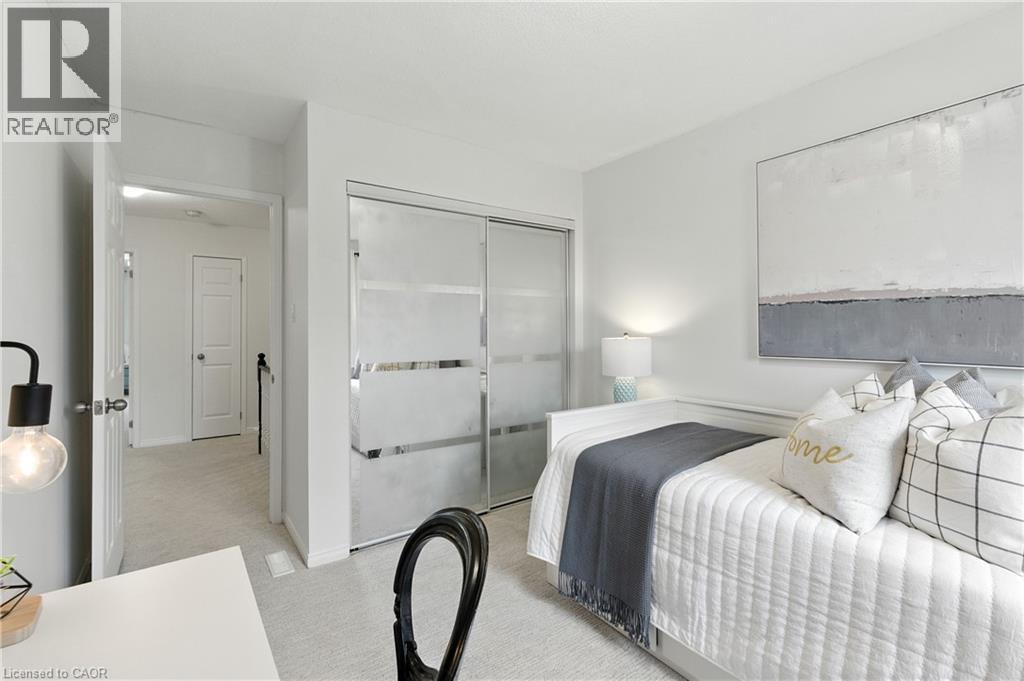 Photo 23 of 415 River Oaks Boulevard W Unit 23, Oakville ON