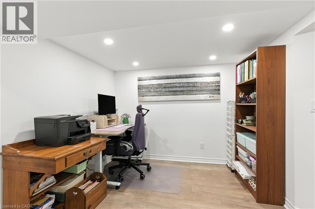 Photo 29 of 415 River Oaks Boulevard W Unit 23, Oakville ON