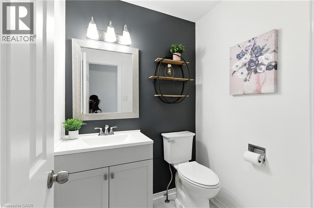 Photo 3 of 415 River Oaks Boulevard W Unit 23, Oakville ON