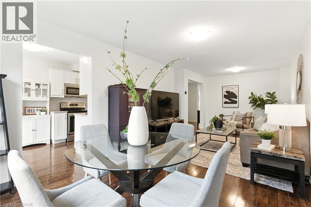 Photo 5 of 415 River Oaks Boulevard W Unit 23, Oakville ON