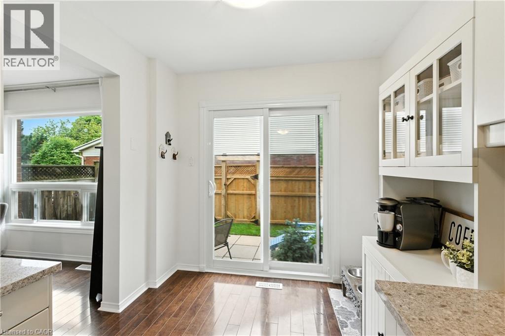 Photo 9 of 415 River Oaks Boulevard W Unit 23, Oakville ON
