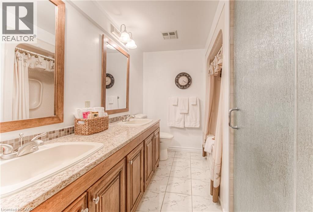 Photo 12 of 20 Ellen Street E Unit 611, Kitchener ON