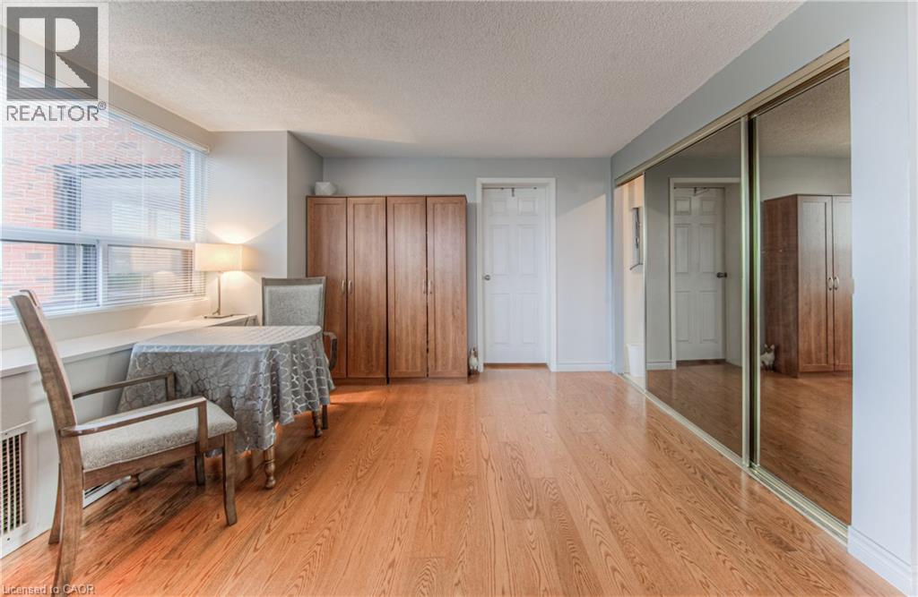 Photo 6 of 20 Ellen Street E Unit 611, Kitchener ON