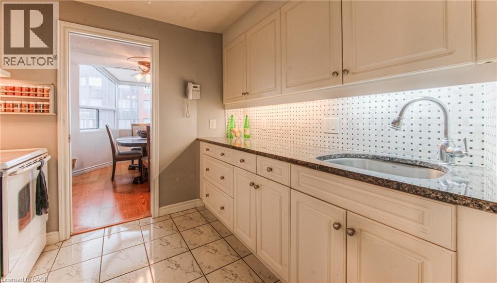 Photo 8 of 20 Ellen Street E Unit 611, Kitchener ON