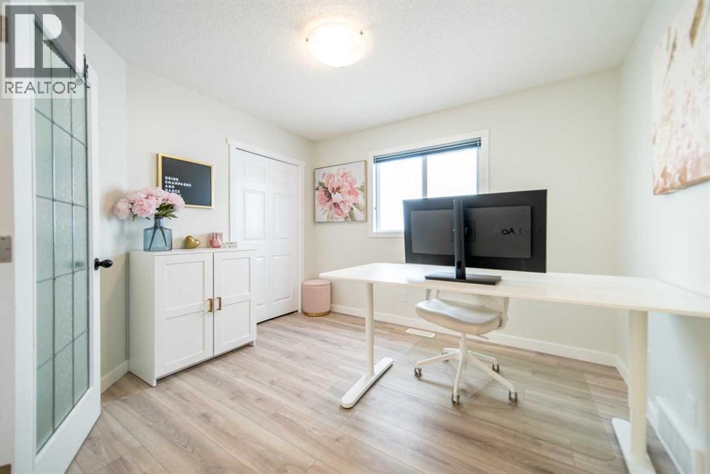 Photo 12 of 184 Copperstone Gardens Se, Calgary AB