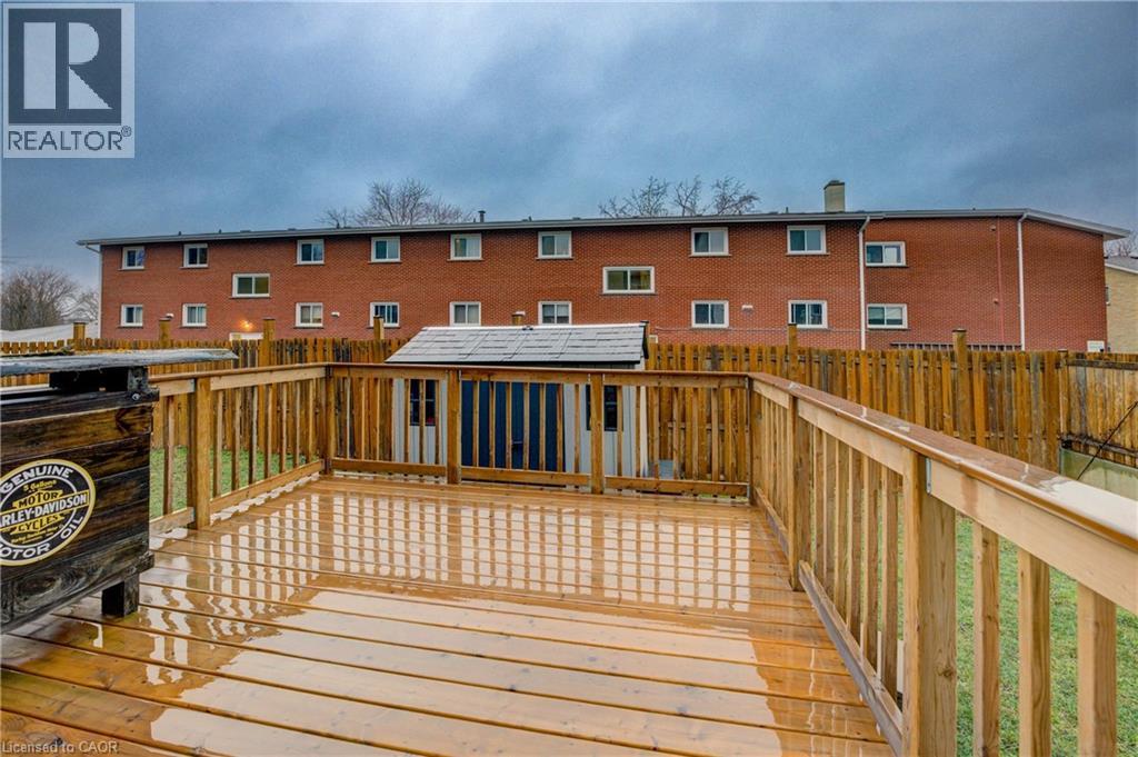 Photo 12 of 202 Fifth Avenue, Kitchener ON