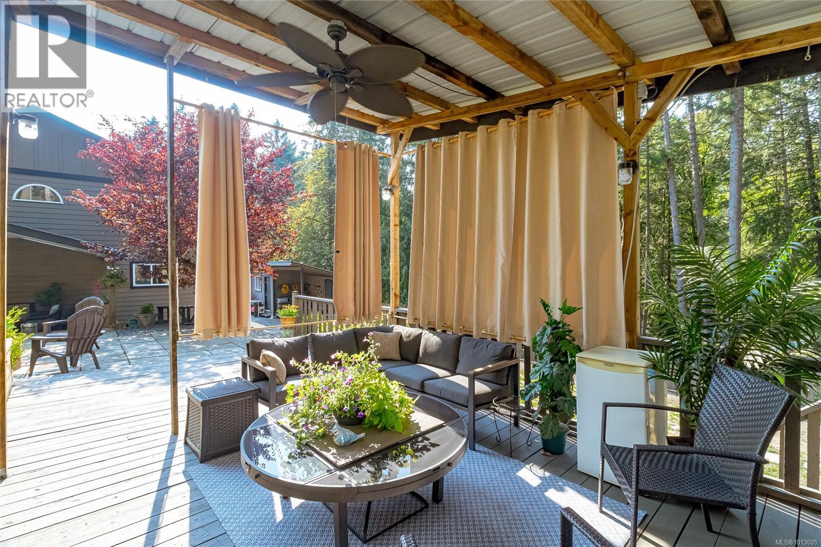 2411 Renfrew Rd, Shawnigan Lake